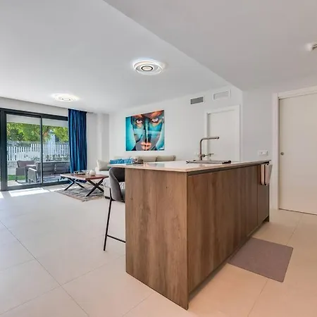Luxueux 1 Au Centre D'estepona Апартаменти *