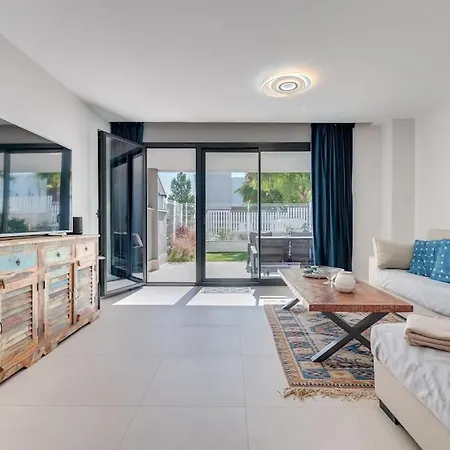 Luxueux 1 Au Centre D'estepona Апартаменти