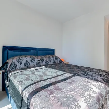 Апартаменти Luxueux 1 Au Centre D'estepona